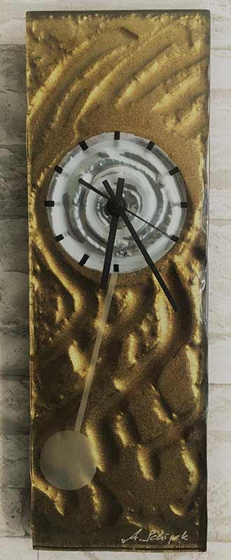 Uhr aus Glas in Bleiburg - Unikat